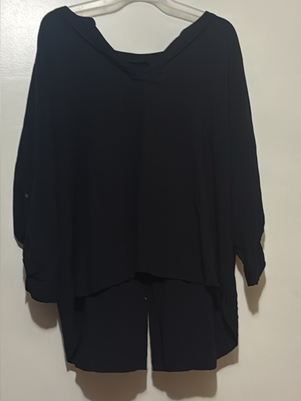 Relaxed Black Women's Top - Casual Layered Knit